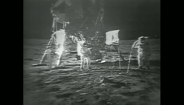 Το video της προσελήνωσης του Άρμστρονγκ στη Σελήνη!