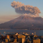 UFO πάνω από ηφαίστειο στην Ιαπωνία (video)