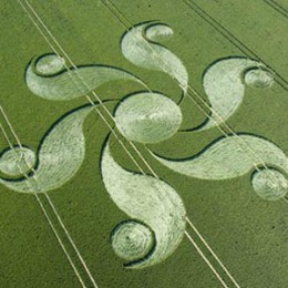 Εμφάνιση παράξενου crop circle στη Ρωσία