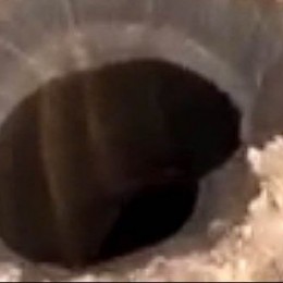 Μυστήρια γιγαντιαία τρύπα εμφανίστηκε ξαφνικά στη Σιβηρία